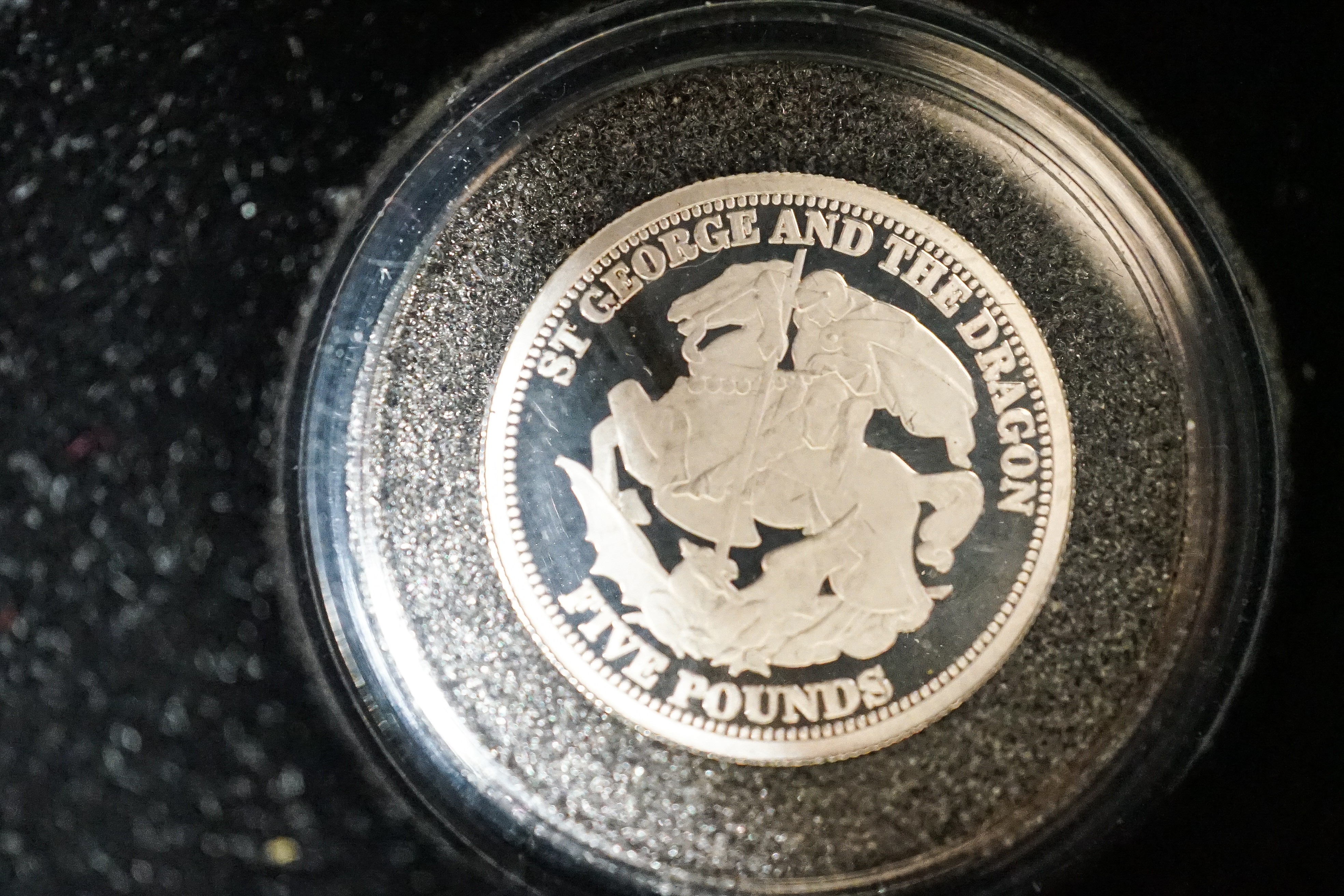 A London mint Tristan da Cunha platinum £5